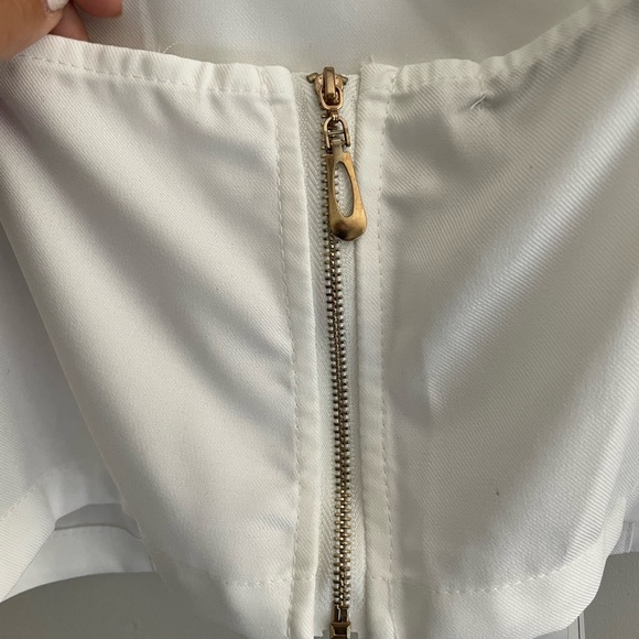 BRAND NEW! Chic cropped tank top with zipper back! - Picture 3 of 5